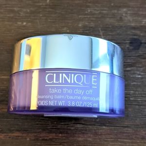 Clinique Take The Day Off